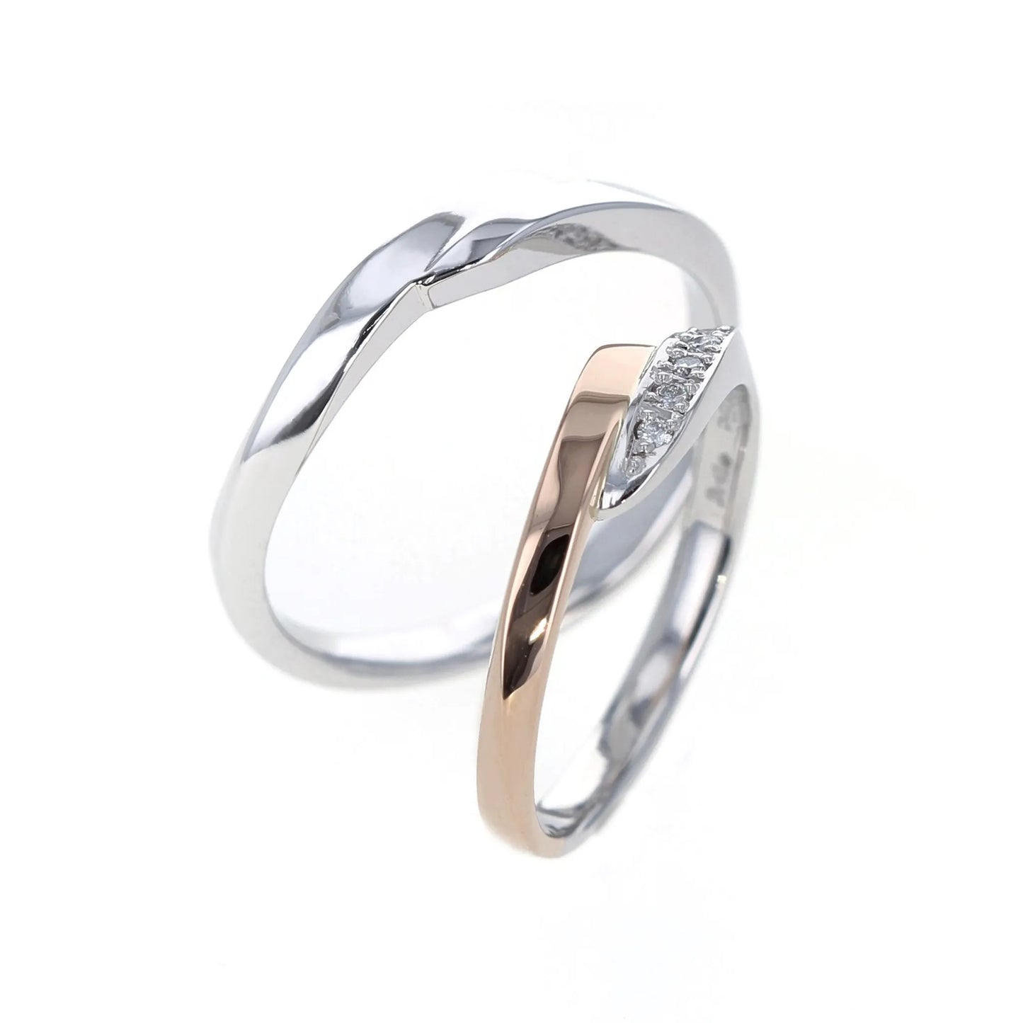 プラチナ、ピンクゴールドのコンビ メレダイヤ入り結婚指輪 斜め