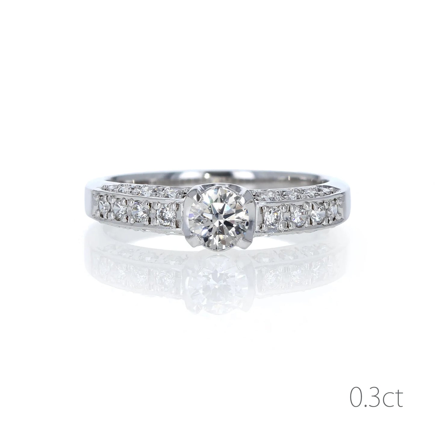 プラチナダイヤモンドリング Luxury