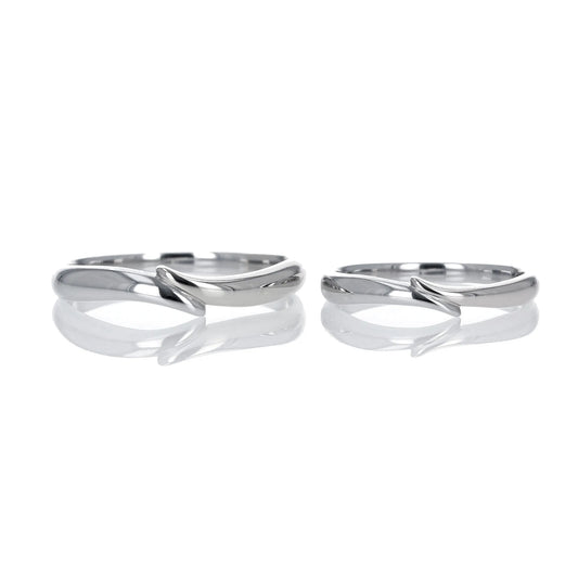 hand in hand プラチナ個性派の結婚指輪 正面