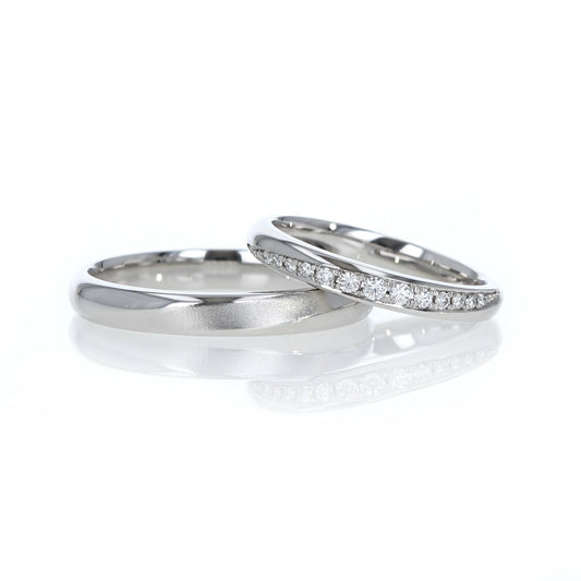 Elated メレダイヤモンドの指輪とつや消しの指輪