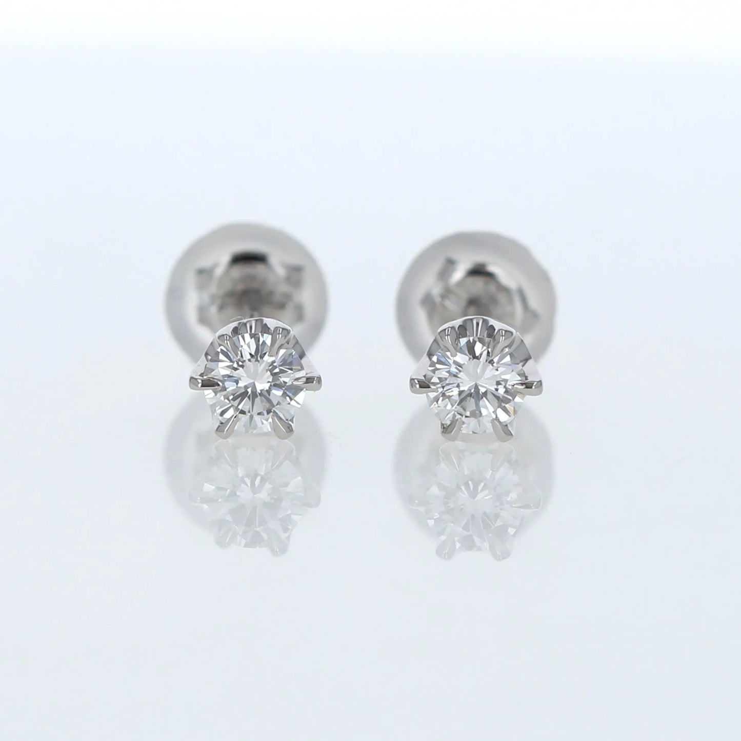 ダイヤモンドピアス 一粒 0.157ct 0.155ct プラチナ 6本爪セッティング
