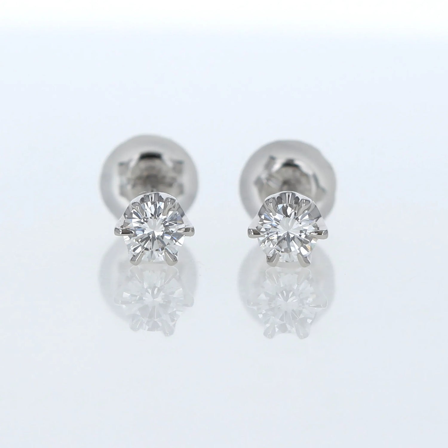 ダイヤモンドピアス 一粒 0.157ct 0.155ct プラチナ 6本爪セッティング