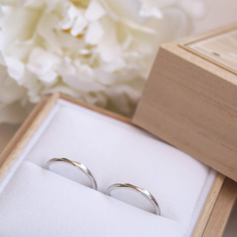 甲丸 マリッジリング 人気 結婚指輪 プラチナ ペアリング ペア 一粒 ダイヤモンド 結婚式 ダイヤ ストレート カップル 男性用 宝石 送料無料 セール SALE プラチナ ペアリング カップル 2個セット 結婚指輪 マリッジリング 甲