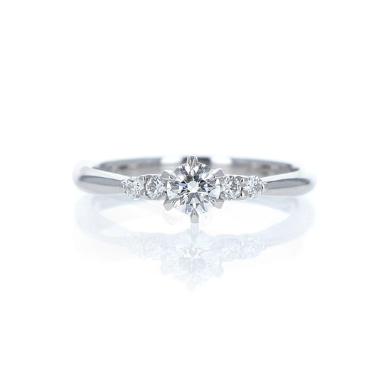 プラチナダイヤモンドリング Precious